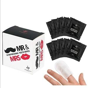 Jean Pierre Cosmetics Refreshing Teeth Wipes